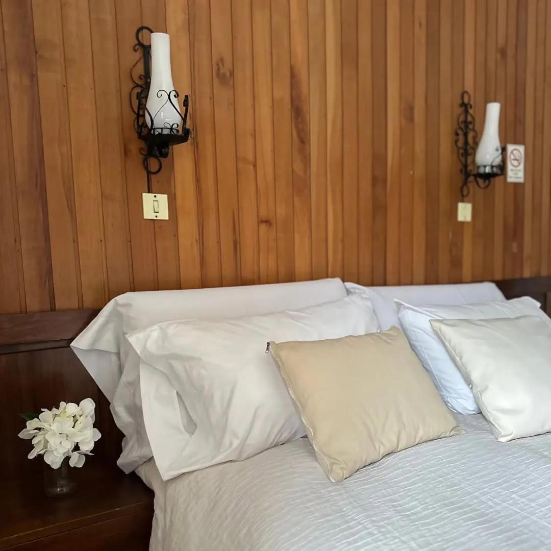 Hosteria Cerro Nevado San Martín de los Andes Екстериор снимка